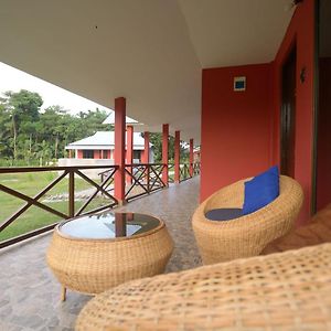 Villa De Hollong